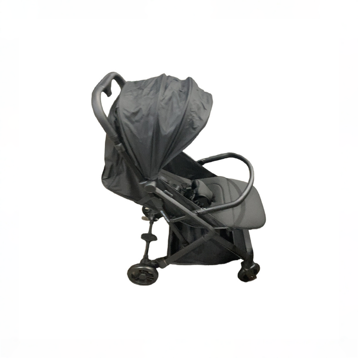 Shop DRAFT - Delta Children Icon Ultra Compact Travel Stroller, 2026, Black at GoodBuy Gear