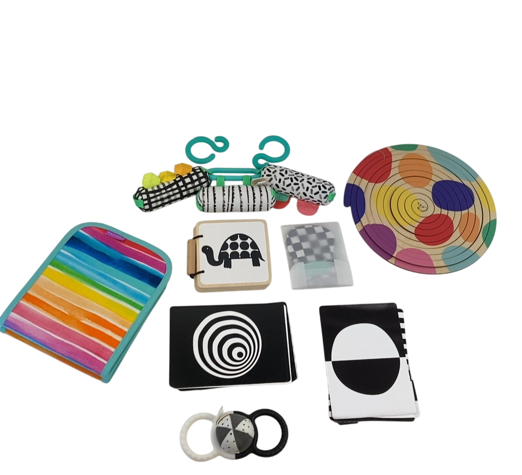 Lovevery The Looker Play Kit — GoodBuy Gear
