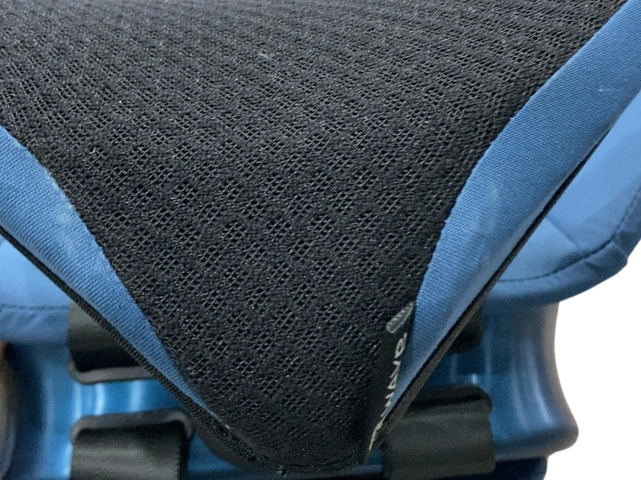 Shop WAYB Pico Portable Car Seat, 2023, Midnight Sky at GoodBuy Gear