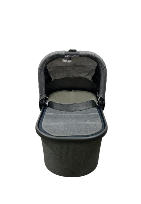 Shop UPPAbaby V2 Bassinet, Greyson (Charcoal Melange) at GoodBuy Gear