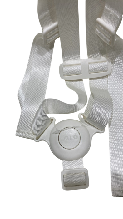 Shop Lalo The Chair, Coconut, White at GoodBuy Gear