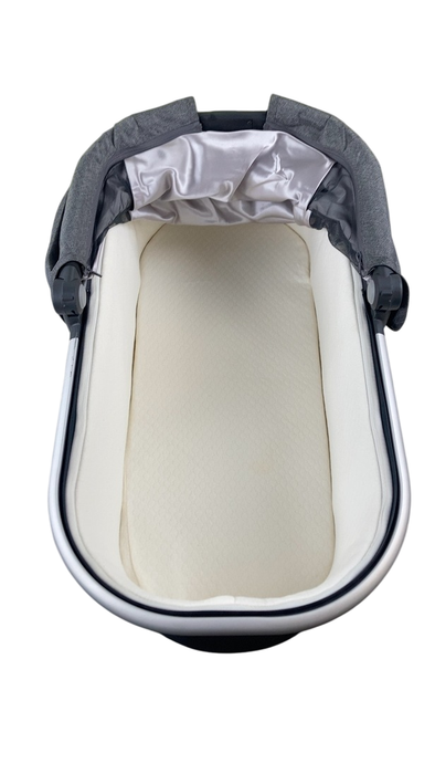 Shop UPPAbaby VISTA Stroller, 2018, Jordan (Grey Melange) at GoodBuy Gear
