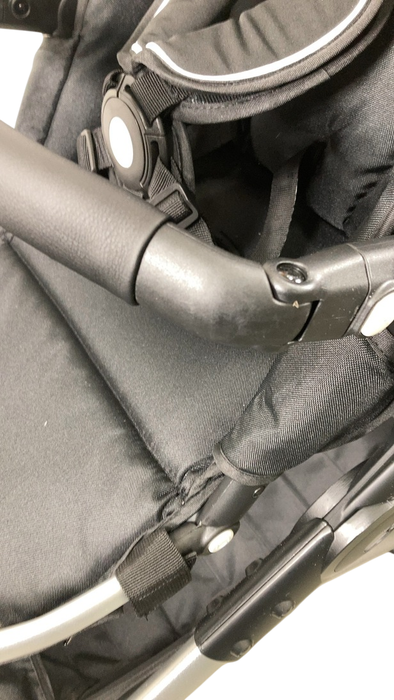 Shop Mockingbird Single to Double 2.0 Stroller, 2024, Black, Silver With Black Leather, Windowpane at GoodBuy Gear