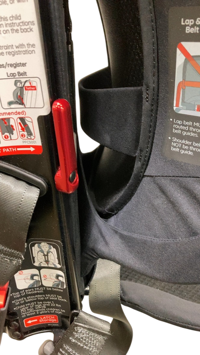 Shop WAYB Pico Portable Car Seat Bundle, 2022, Jet, with Carry Bag at GoodBuy Gear