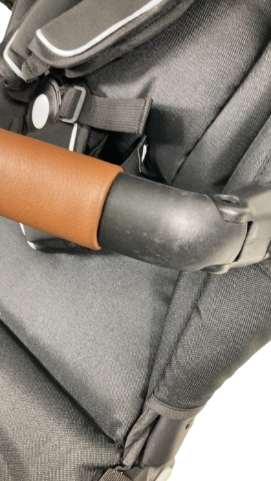 Shop Mockingbird 2nd Seat Kit 2.0, Black, Silver With Penny Leather, Windowpane at GoodBuy Gear