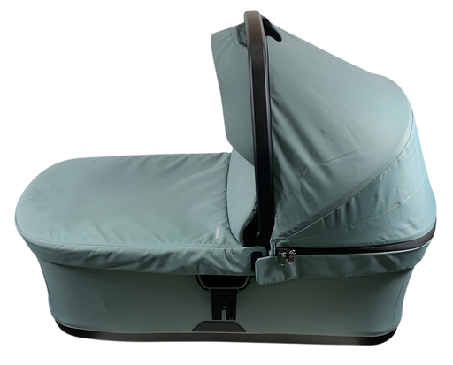 Shop Thule Urban Glide 3/4 Bassinet, Mid Blue at GoodBuy Gear