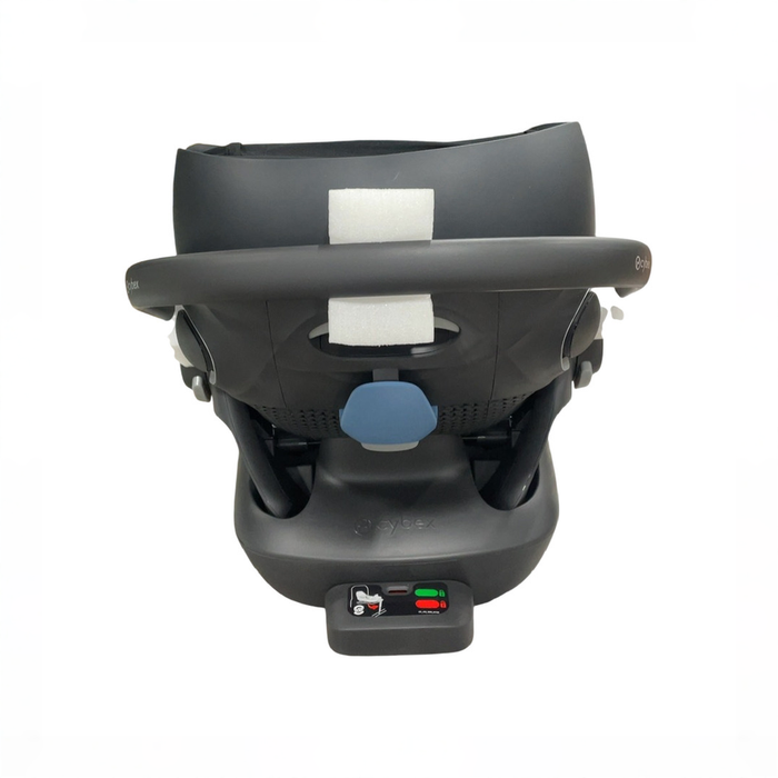 Shop Cybex Cloud G Pro Comfort Extend Infant Car Seat, 2025, Moon Black at GoodBuy Gear