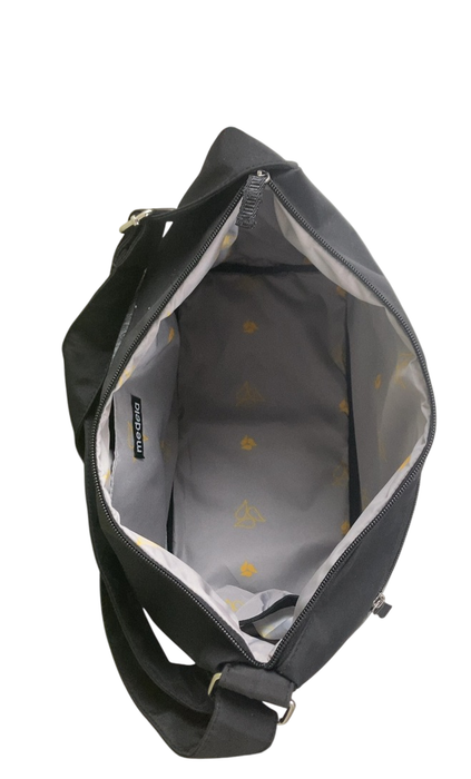 Shop Medela Pump In Style with MaxFlow, Classic at GoodBuy Gear