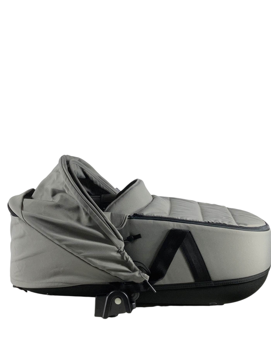Shop Babyzen YOYO Bassinet, Grey at GoodBuy Gear