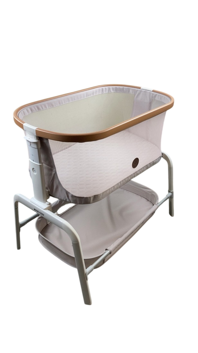 Shop Maxi-Cosi Iora Bedside Bassinet, Horizon Sand at GoodBuy Gear