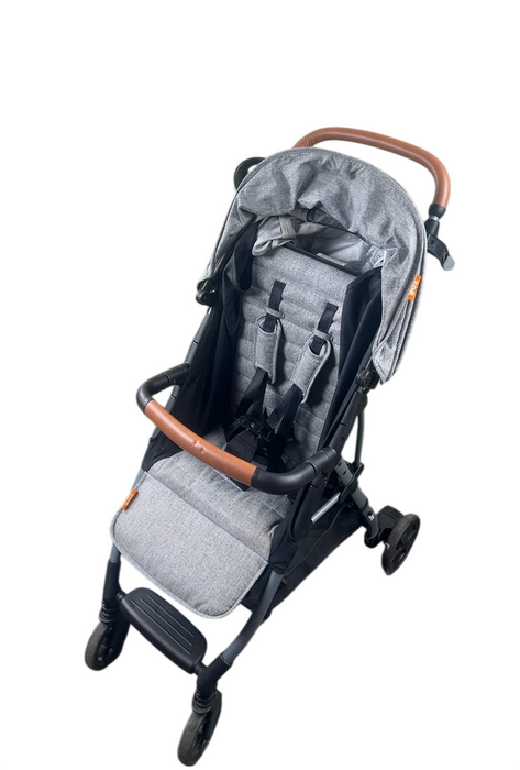 Shop Zoe The Tour Stroller, 2020, Grey, V1 at GoodBuy Gear
