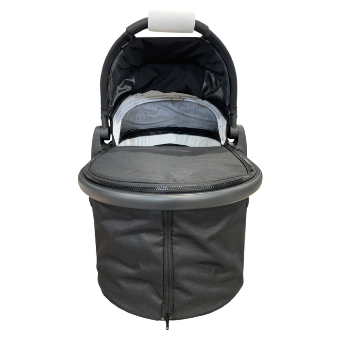 Shop Mockingbird Bassinet, 2026+, Black at GoodBuy Gear