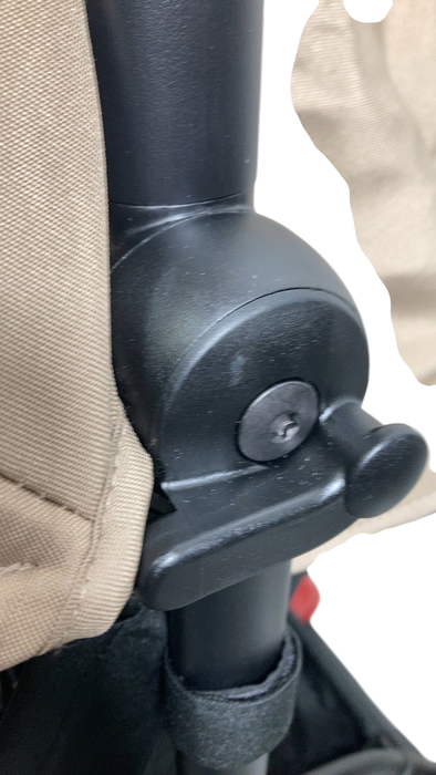 Shop Babyzen YOYO2 Complete Stroller, 2024, Black with Taupe at GoodBuy Gear