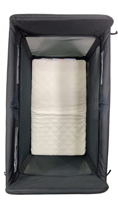 Shop Bugaboo Stardust Playard, Midnight Black at GoodBuy Gear