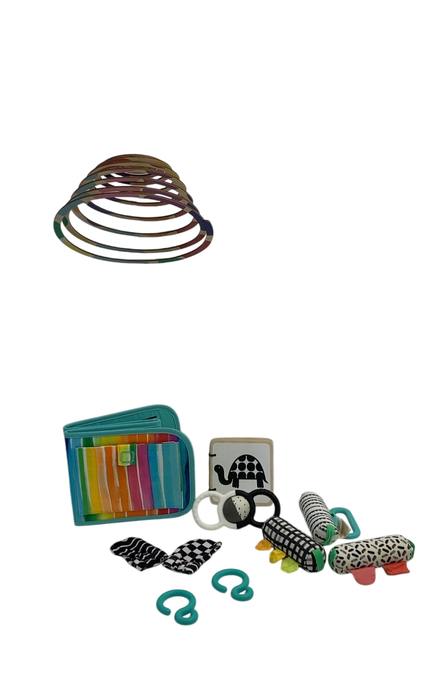 Shop Lovevery The Looker Play Kit at GoodBuy Gear