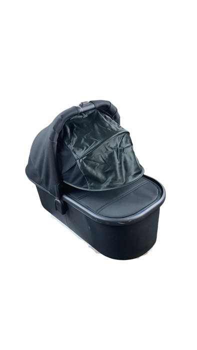 Shop UPPAbaby V2 Bassinet, Jake (Charcoal) at GoodBuy Gear