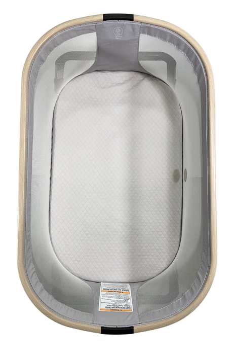 Shop Maxi-Cosi Iora Bedside Bassinet, Onyx Sand at GoodBuy Gear