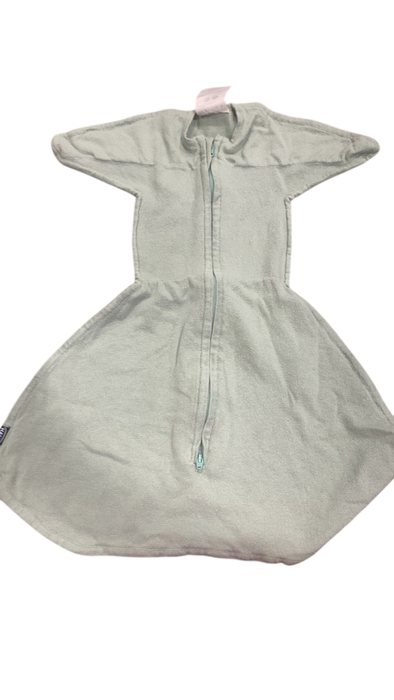 Shop Halo SwaddleStretch Newborn Swaddle, Calm Sage at GoodBuy Gear