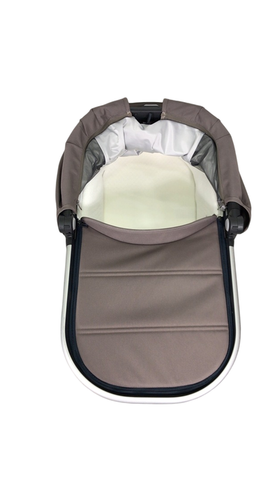 Shop UPPAbaby V2 Bassinet, Theo (Dark Taupe) at GoodBuy Gear