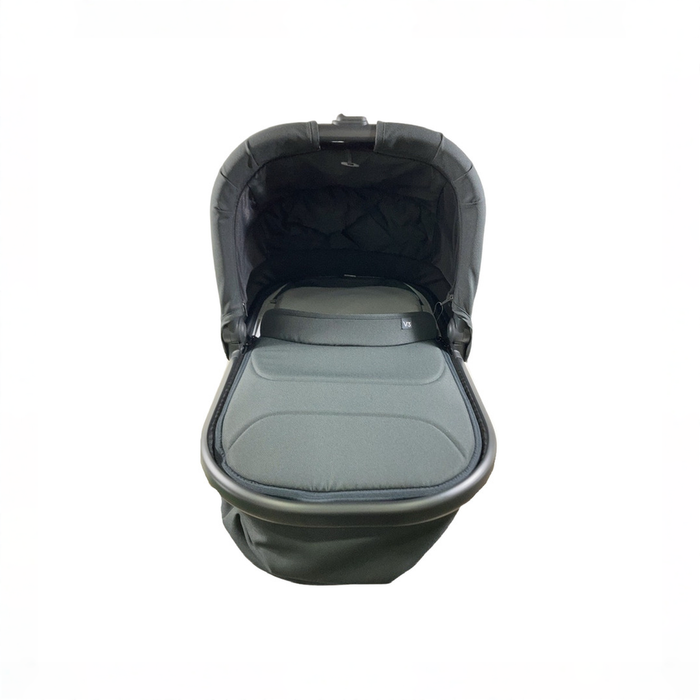 Shop UPPAbaby V3 Bassinet, Jake (Charcoal) at GoodBuy Gear