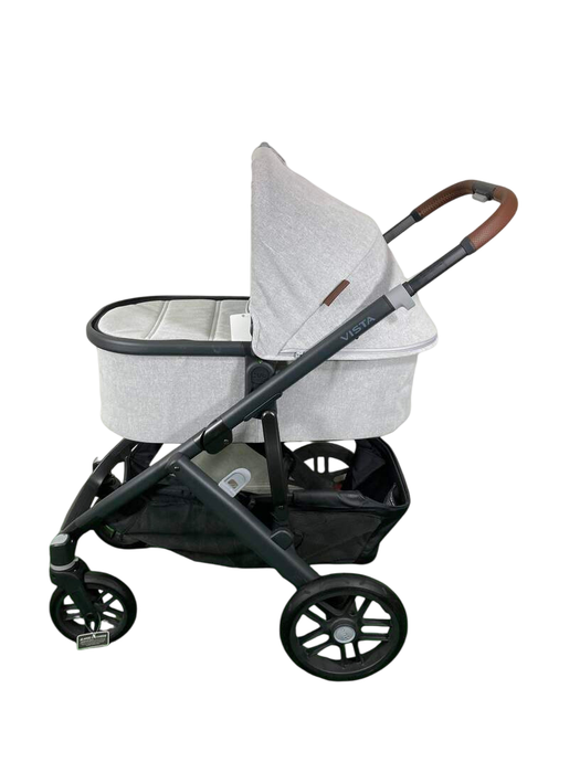 Shop UPPAbaby VISTA V2 Bassinet, 2023, Anthony (White and Grey Chenille) at GoodBuy Gear