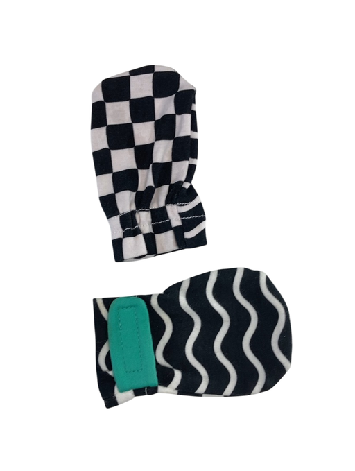 Shop Lovevery The Looker Play Kit at GoodBuy Gear