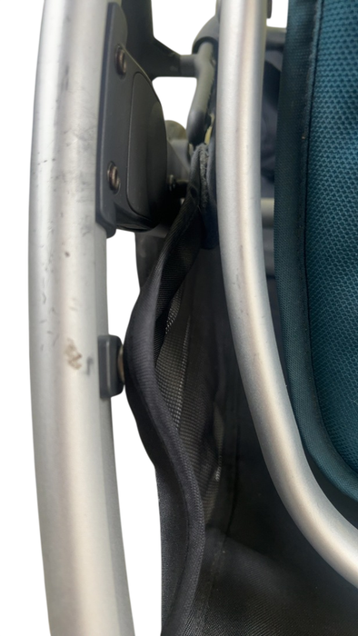 Shop UPPAbaby CRUZ V2 Stroller, 2020, Finn (Deep Sea) at GoodBuy Gear