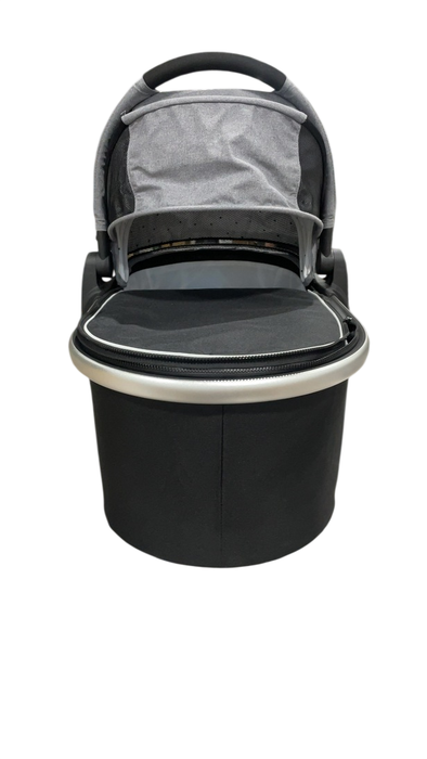 Shop Mockingbird Bassinet, Heather grey, Pre-2026 at GoodBuy Gear