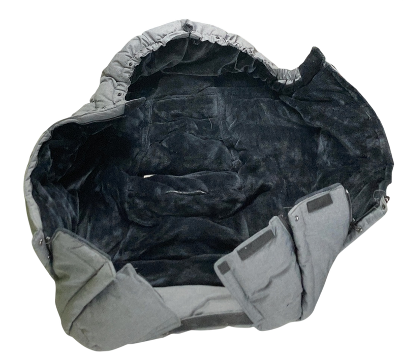 Shop 7 A.M. Enfant Blanket 212 Evolution, Tundra Heather Grey Black Faux Fur at GoodBuy Gear