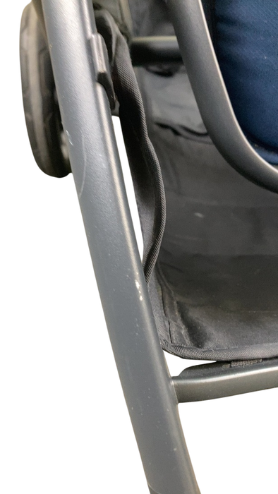 Shop UPPAbaby VISTA V2 Stroller, 2021, Noa (Navy) at GoodBuy Gear