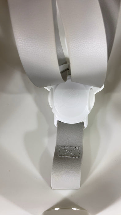 Shop Mockingbird High Chair, 2.0, Natural Beech, White at GoodBuy Gear