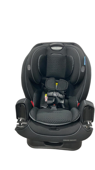 Shop Graco TrioGrow SnugLock 3-in-1 Car Seat, 2024, Warren at GoodBuy Gear