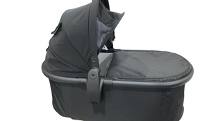 Shop Mockingbird Bassinet, Black, 2026+ at GoodBuy Gear