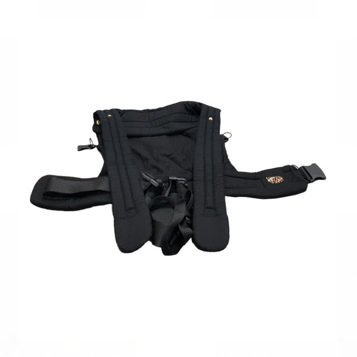 Shop Mabē The Monarch Carrier, Ebony at GoodBuy Gear