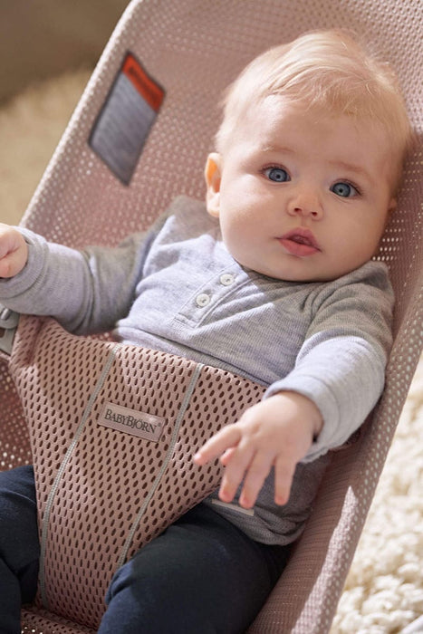 BabyBjorn Bouncer Bliss, Light Gray Frame, Dusty Pink Mesh