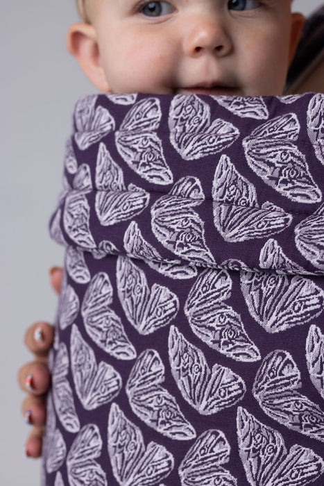 Mabē The Monarch Carrier, Violet Wings