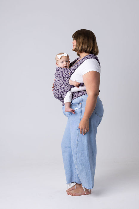 Mabē The Monarch Carrier, Violet Wings