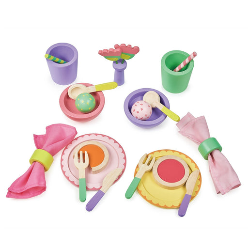Shop Mentari Party Time Lunch Set at GoodBuy Gear