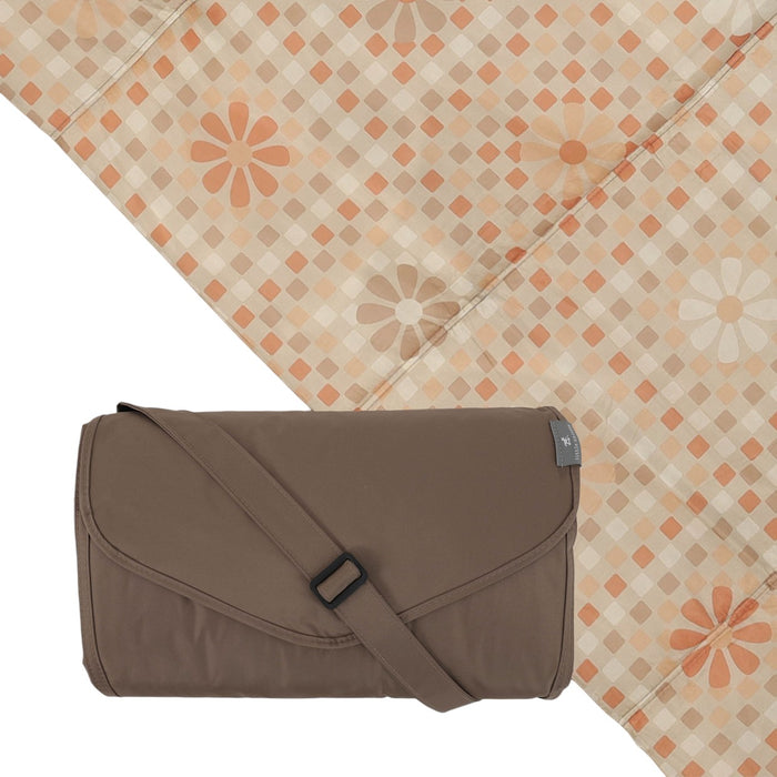 Little Unicorn 5 x 5 Outdoor Blanket, Mod Daisy