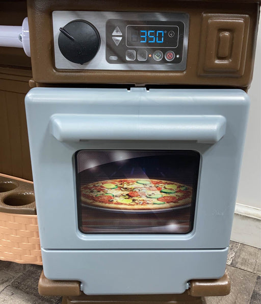 secondhand Little Tikes Cook ‘n Learn Smart Kitchen