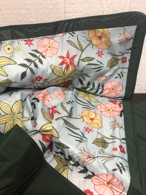 secondhand Little Unicorn 5 x 7 Outdoor Blanket