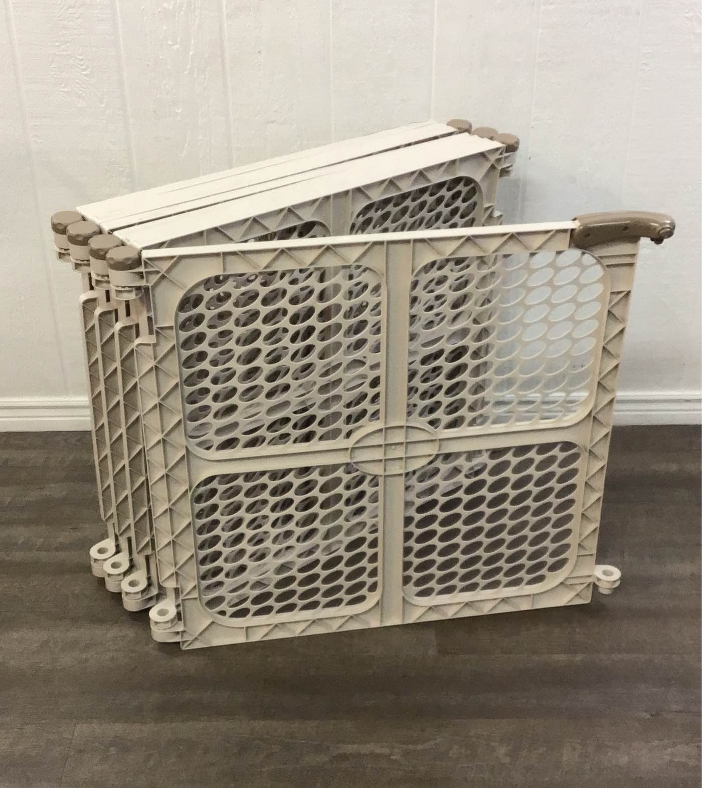 Summer Infant Playsafe Playard Summer Infant 8-Panel Playsafe Playard