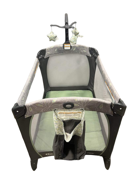 secondhand Graco Pack 'n Play Playard Inclined Seat & Changer, Portable Napper & Changer