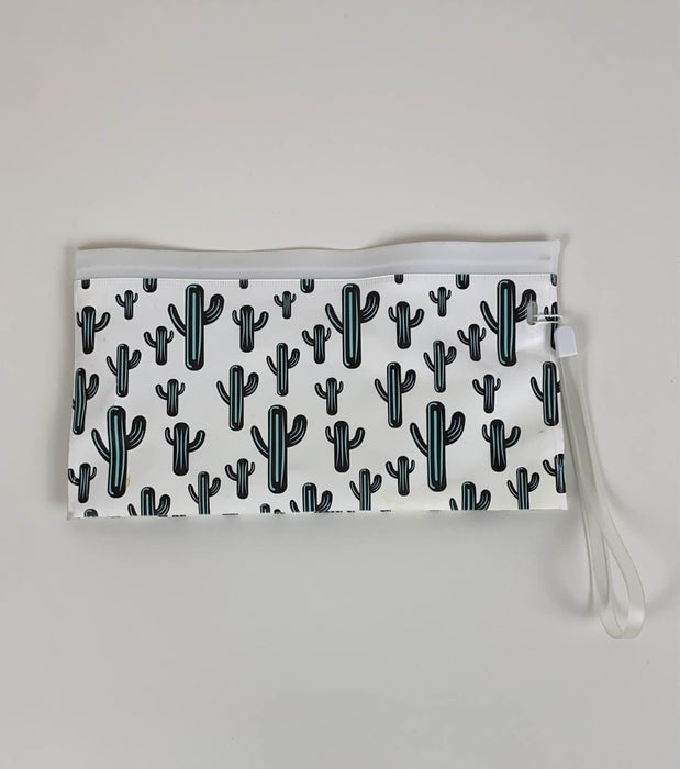 Shop Itzy Ritzy Reusable Wipe Pouch at GoodBuy Gear