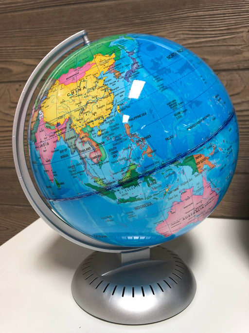 secondhand Little Experimenter Illuminated World Globe