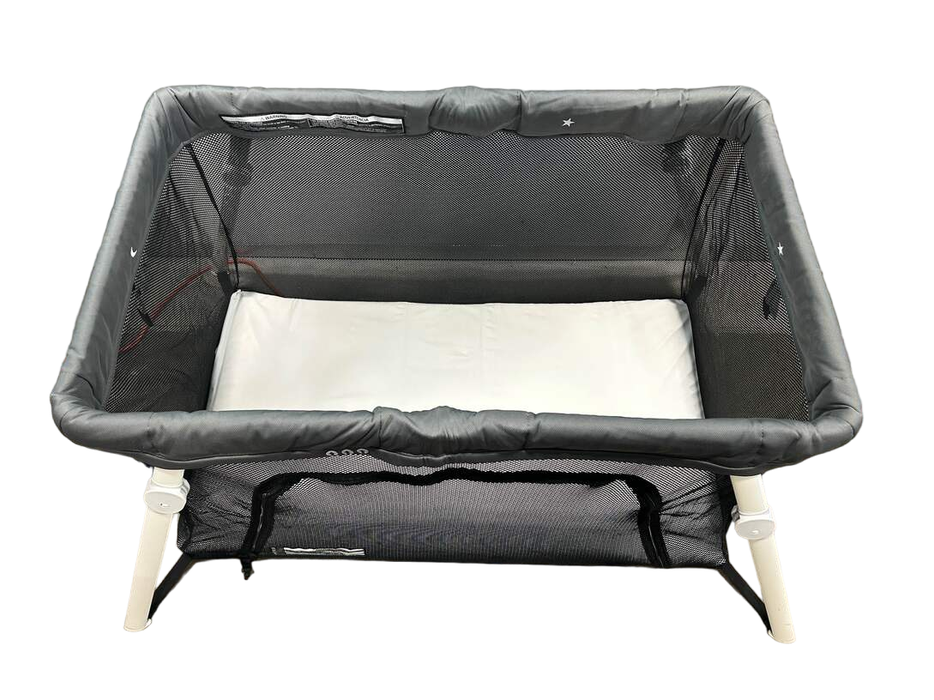 Guava Family Lotus Travel Crib