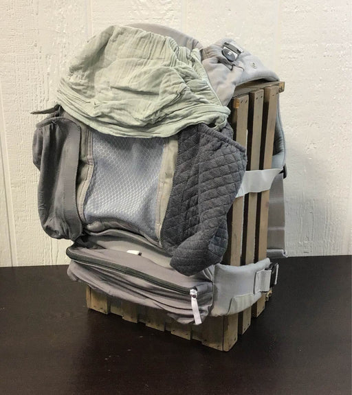 secondhand Infantino In Season 5 Layer Ergonomic Carrier