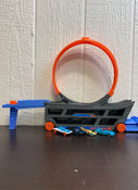 used Hot Wheels Transporter Truck Mobile Play Set