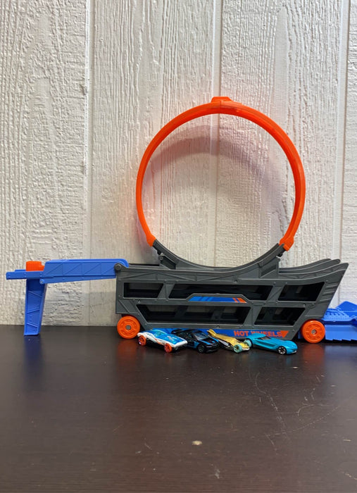 used Hot Wheels Transporter Truck Mobile Play Set