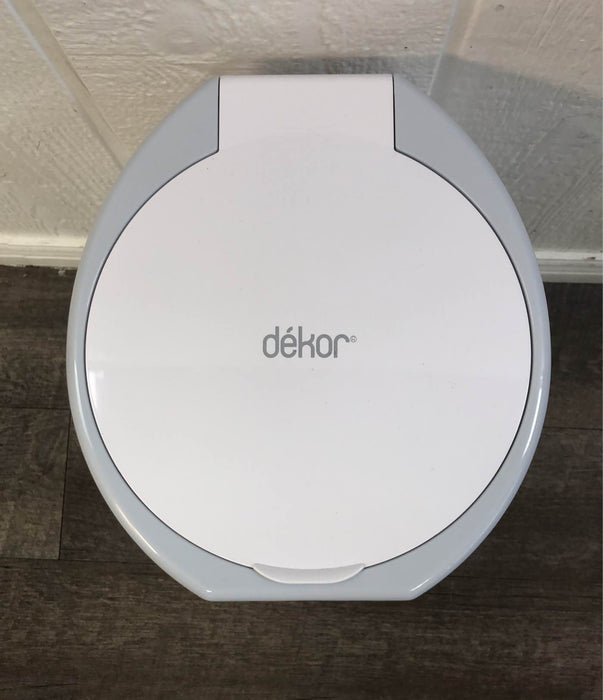 Shop Diaper Dekor Classic Diaper Pail, White at GoodBuy Gear
